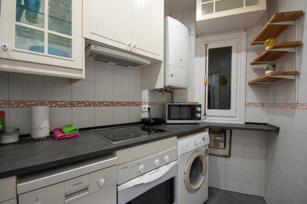 Acogedor Apartamento Lavapies Madri Exterior foto